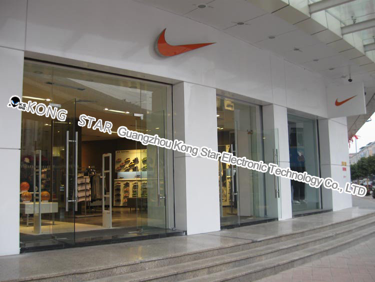 Shiling silver auseway Bay (Nike shop)